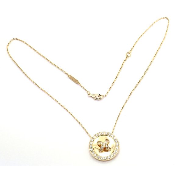 Authentic! Van Cleef & Arpels 18k Yellow Gold Diamond Button Pendant Necklace - Picture 5 of 9